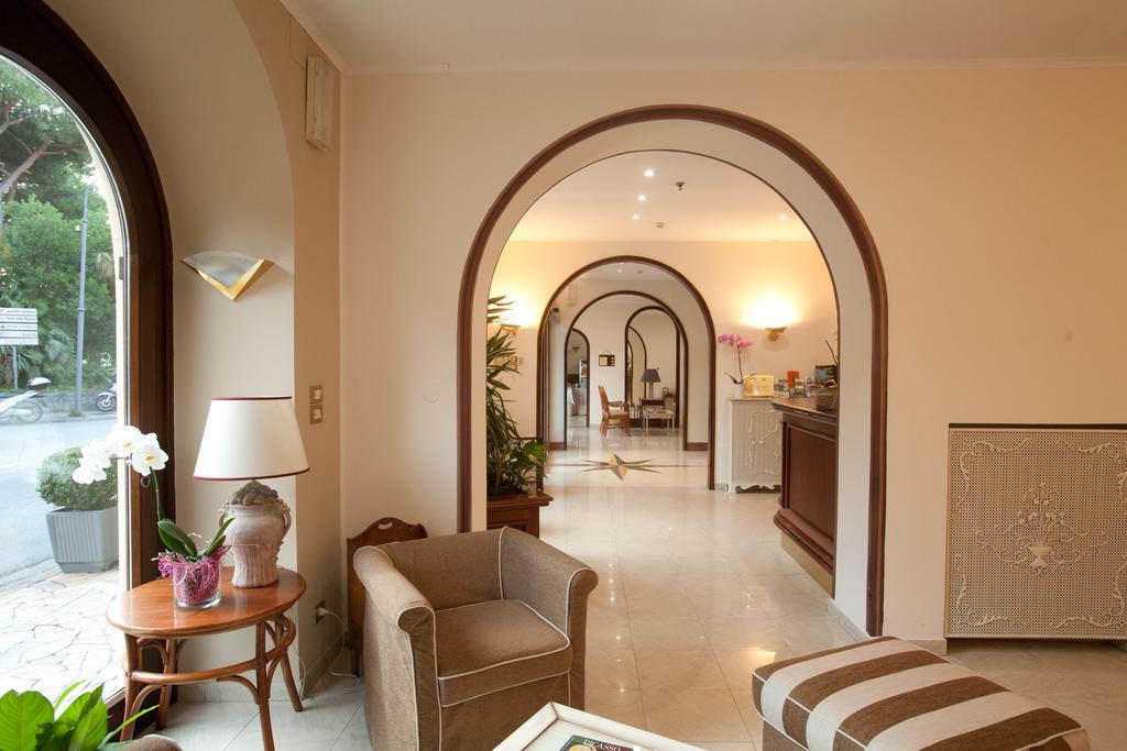 Hotel Giulio Cesare راباللو المظهر الخارجي الصورة