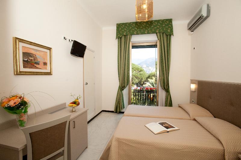 Hotel Giulio Cesare راباللو المظهر الخارجي الصورة