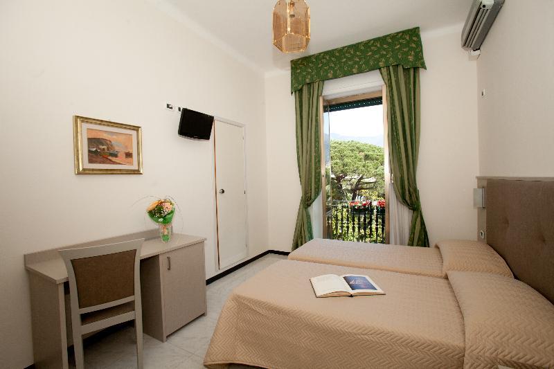 Hotel Giulio Cesare راباللو المظهر الخارجي الصورة